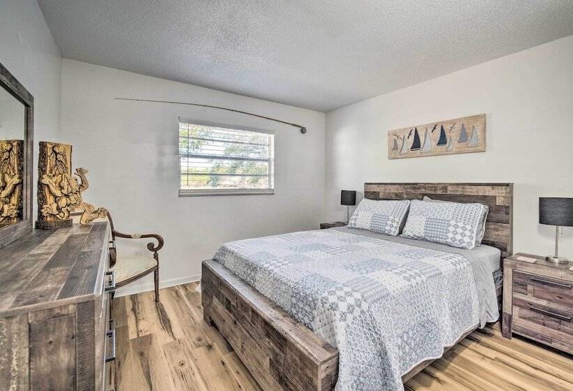 Dog Friendly Home, 10 Mi To Downtown Ocala