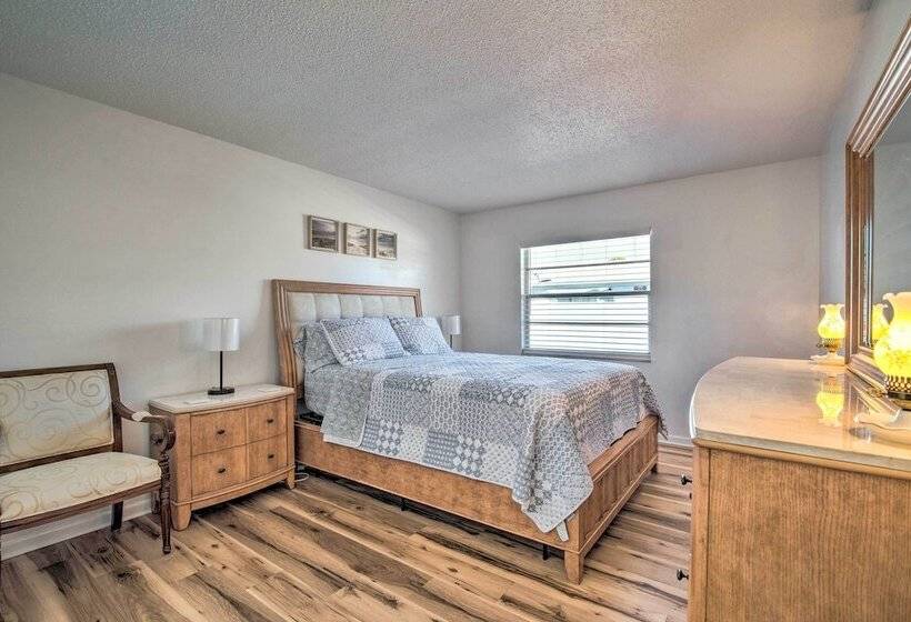 Dog Friendly Home, 10 Mi To Downtown Ocala