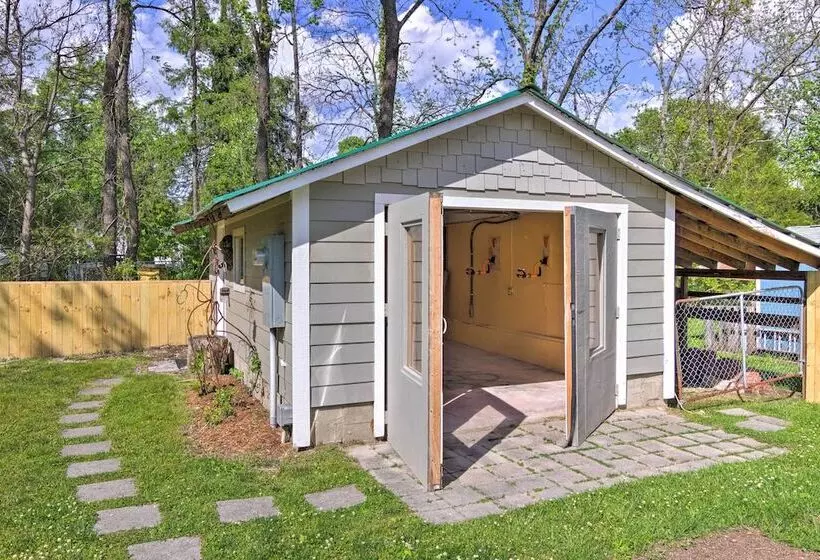 Downtown Brevard Home: Walk To Bars & Breweries!