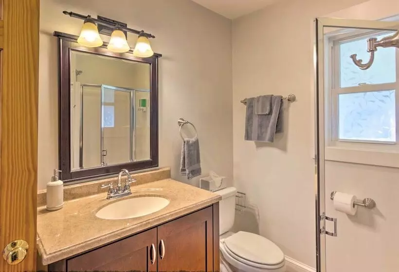 Downtown Brevard Home: Walk To Bars & Breweries!