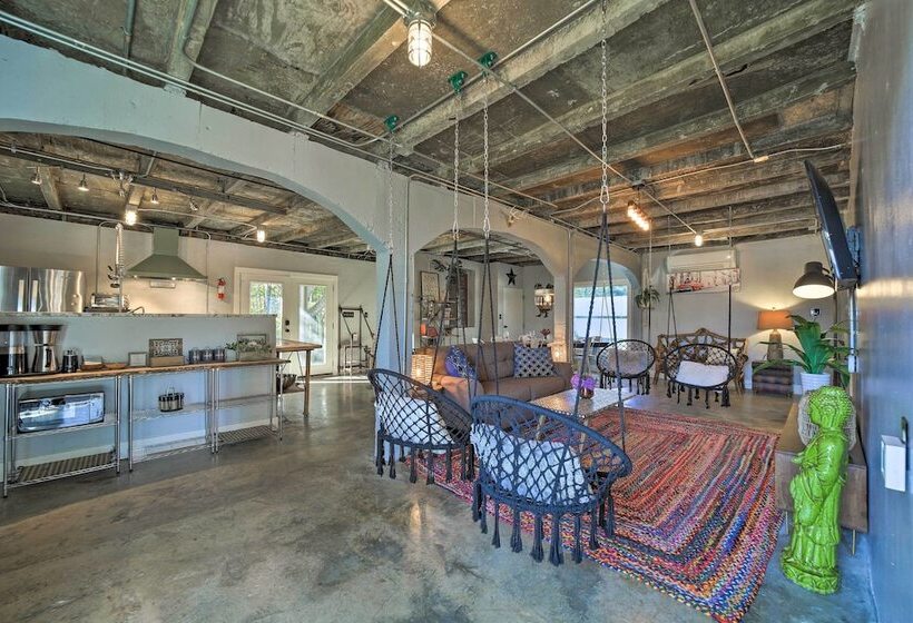 Eclectic Asheville Abode W/ Backyard Oasis!