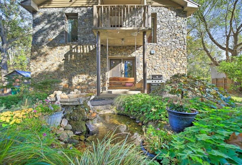 Eclectic Asheville Abode W/ Backyard Oasis!