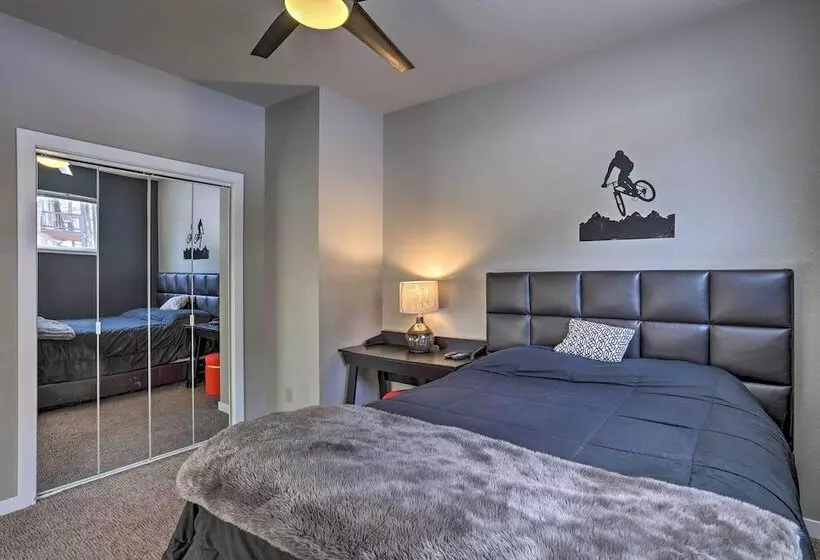 Hakuna Matata Cabin    11 Mi To Mt Rushmore!