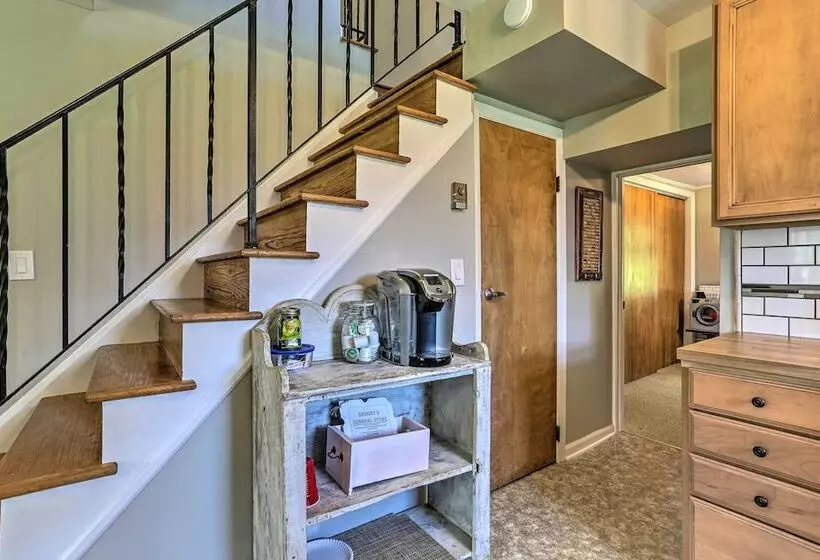 Idyllic Hellertown Cottage W/ Patio & Fire Pit!