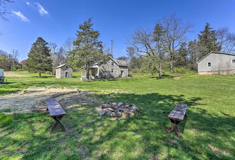 Idyllic Hellertown Cottage W/ Patio & Fire Pit!