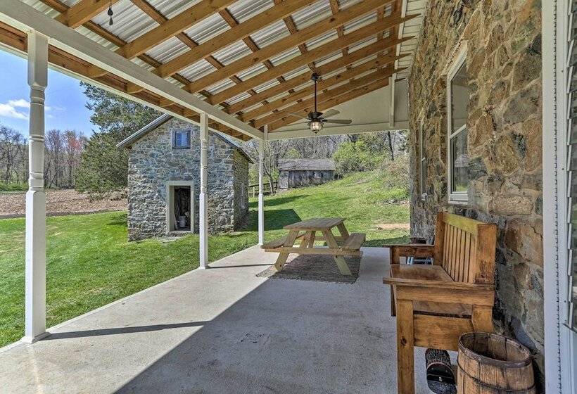 Idyllic Hellertown Cottage W/ Patio & Fire Pit!