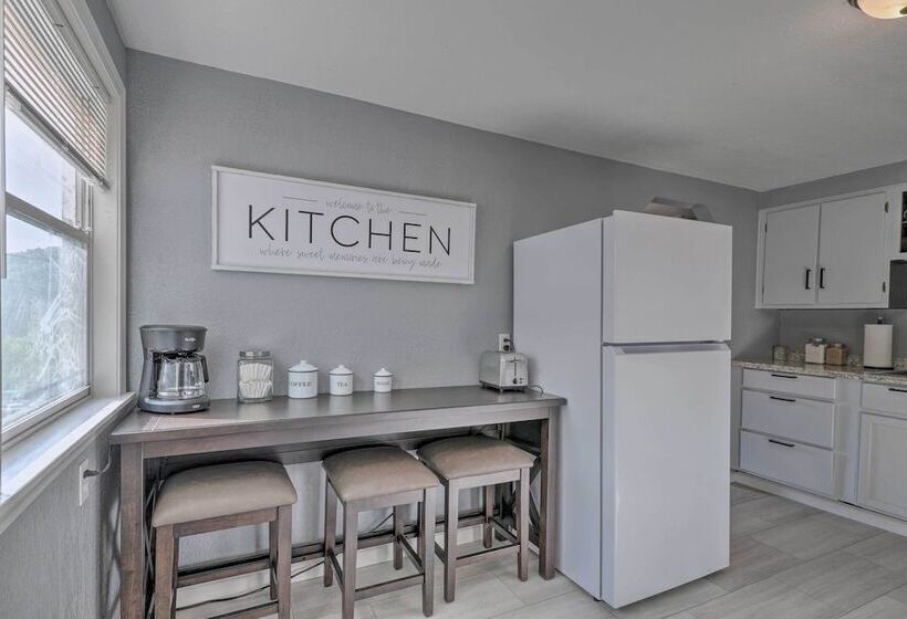 11 Mi To Dtwn Branson: Cottage In Rockaway Beach!