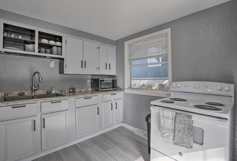 11 Mi To Dtwn Branson: Cottage In Rockaway Beach!