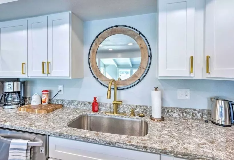 Lakeside Lacey Gem W/ Fire Pit + Private Dock