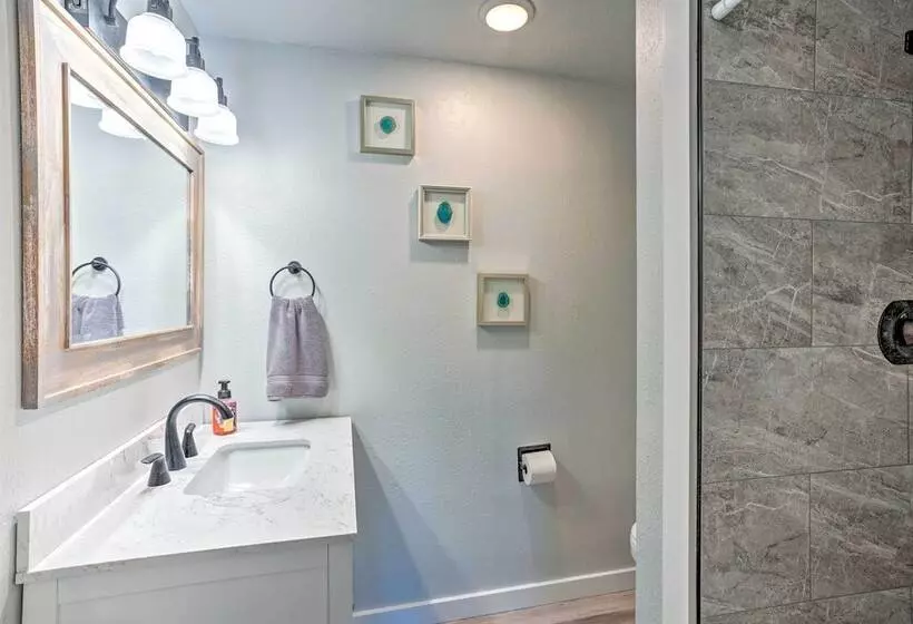 Lakeside Lacey Gem W/ Fire Pit + Private Dock