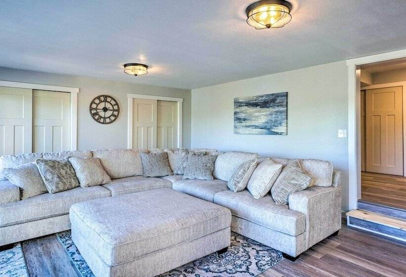 Lakeside Lacey Gem W/ Fire Pit + Private Dock