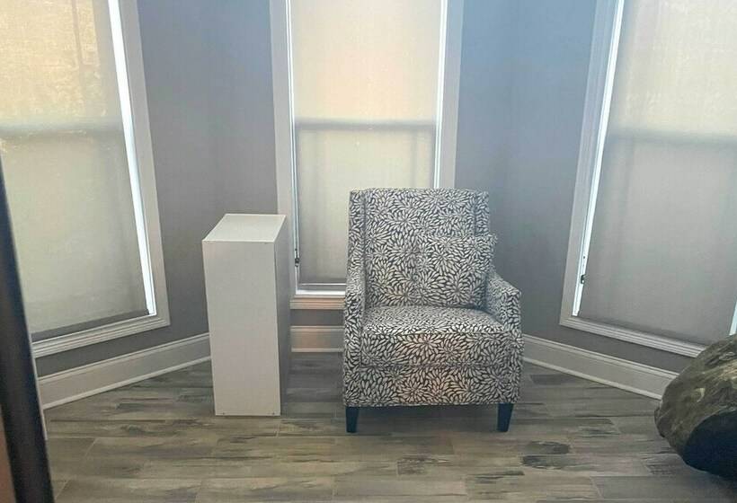 Luxury Large Group Cottage: 30 Min To Nashville!