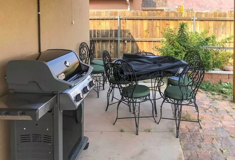 Moab Retreat: 10 Mi To Arches National Park!