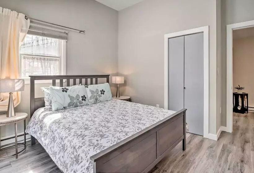 Hot Tub & Fire Pit: Modern Pocono Mountain Home