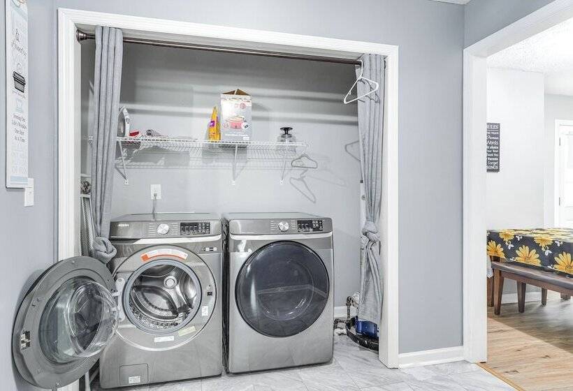 Above Ground Pool & Backyard At Murfreesboro Home!