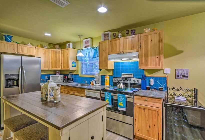 Navarre Beach House: Minutes To Restaurants!