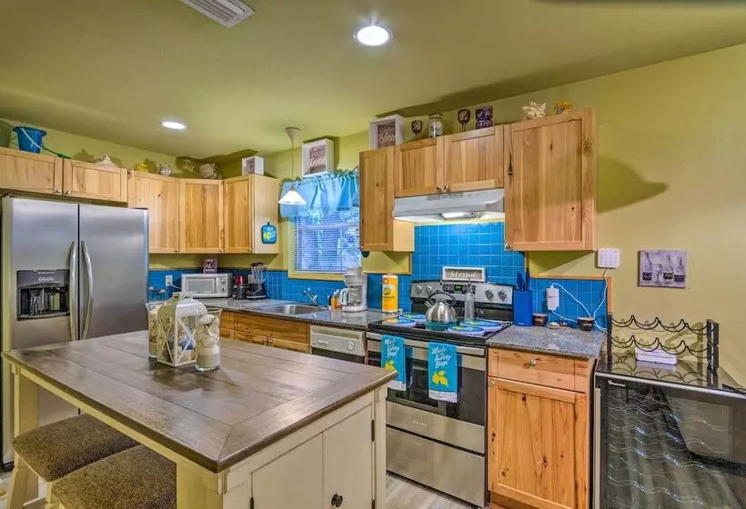 Navarre Beach House: Minutes To Restaurants!