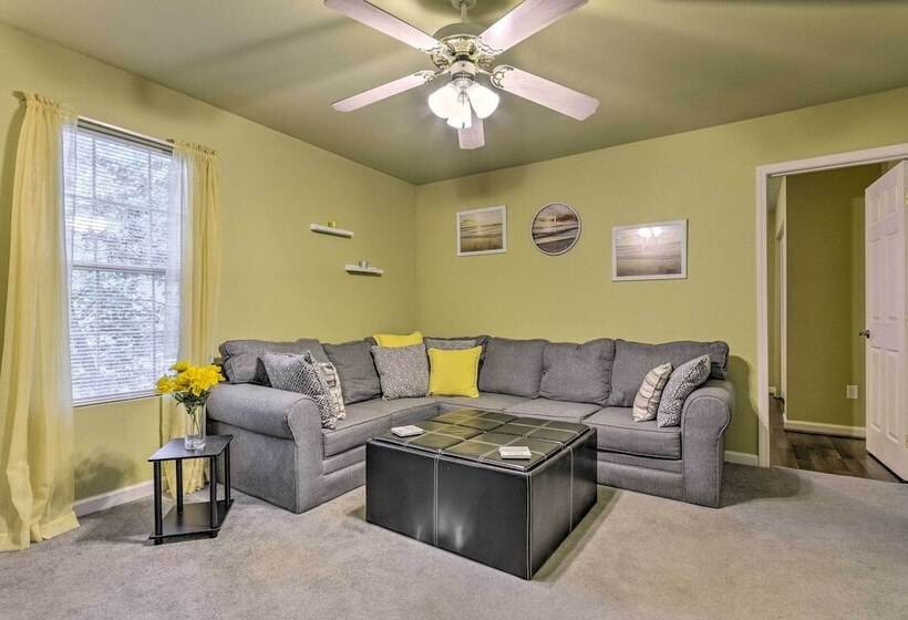 Navarre Beach House: Minutes To Restaurants!