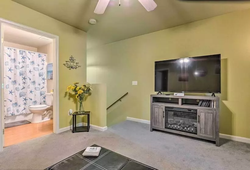 Navarre Beach House: Minutes To Restaurants!
