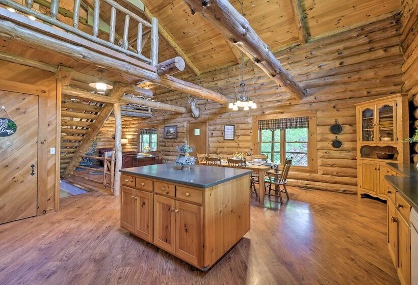 The Red Pine Cabin  W/ Private Pond & Dock!