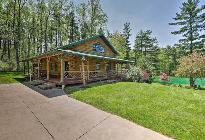 The Red Pine Cabin  W/ Private Pond & Dock!