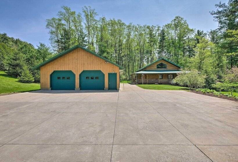 The Red Pine Cabin  W/ Private Pond & Dock!