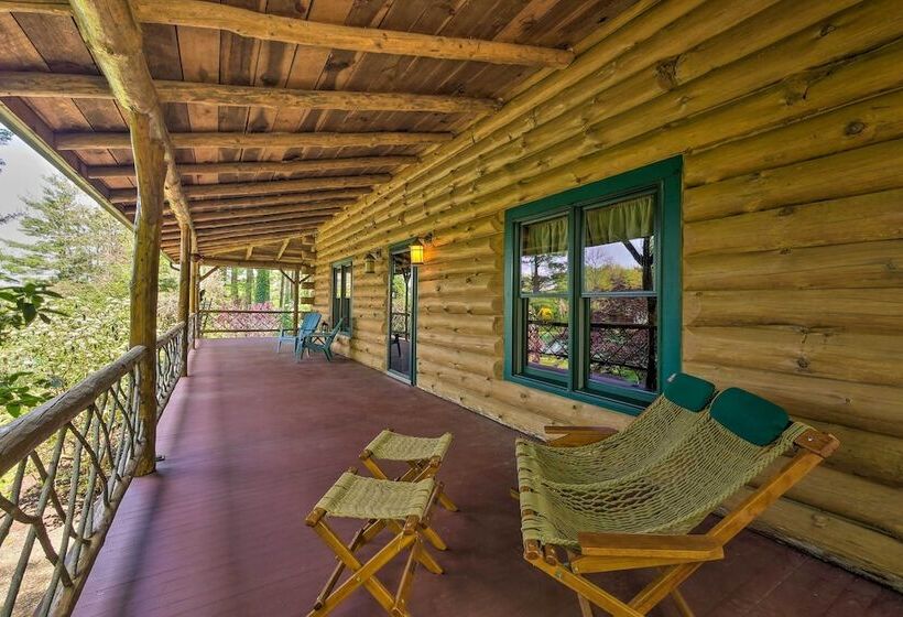 The Red Pine Cabin  W/ Private Pond & Dock!