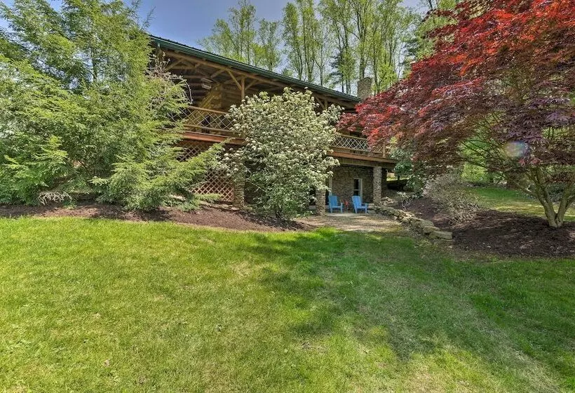 The Red Pine Cabin  W/ Private Pond & Dock!