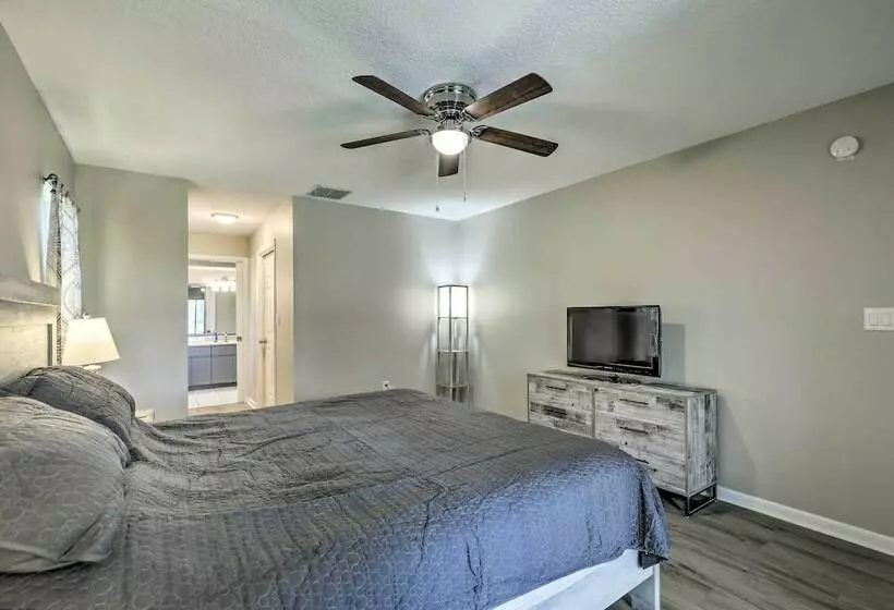 Palm Harbor Home W/ Pool & Golf Course Views!