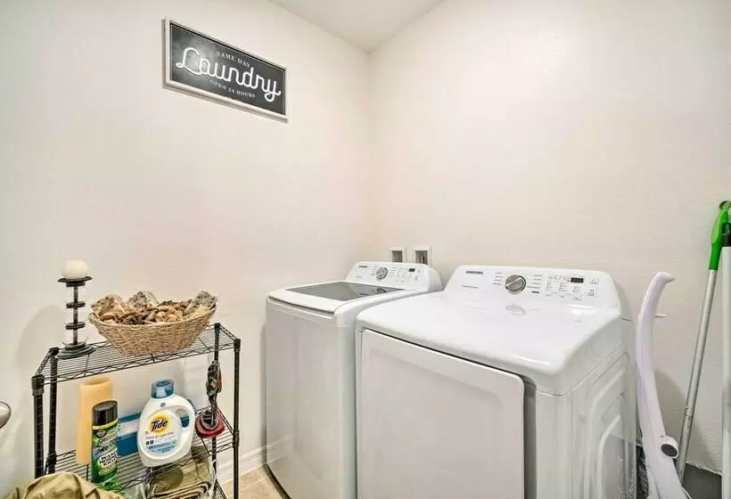 Peaceful Home W/ Patio, 26 Mi To Disney World