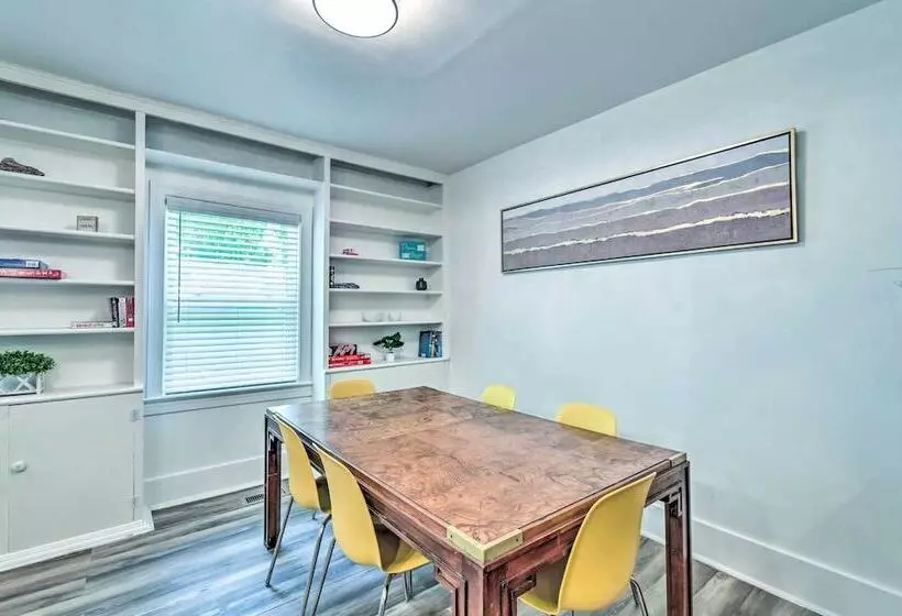 Pet Friendly Fayetteville Home W/ Fenced Yard