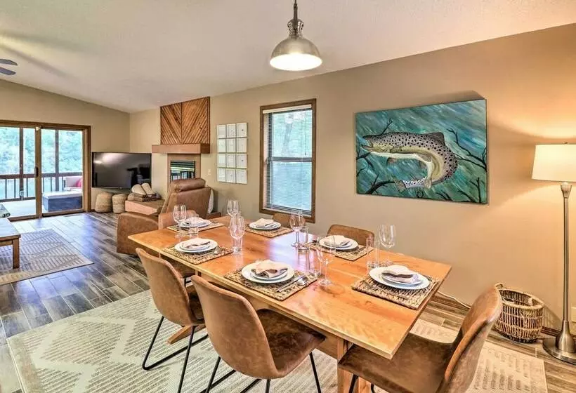 Private Riverfront Home On The White River!