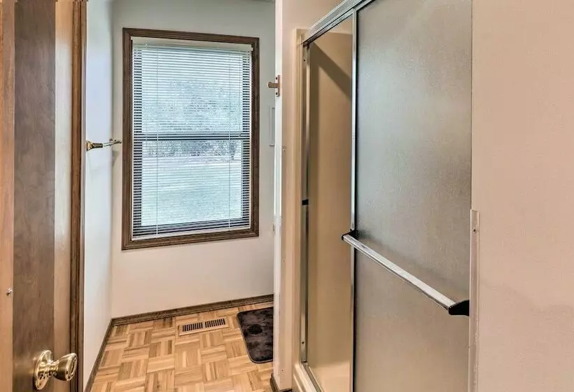 Private Riverfront Home On The White River!