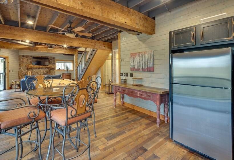 Rustic Chic Sapphire Home W/ Wraparound Decks