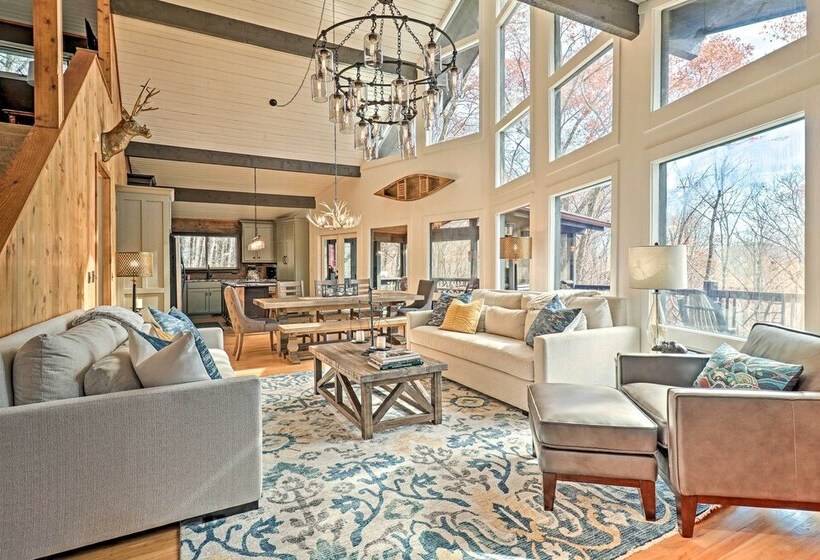 Rustic Chic Sapphire Home W/ Wraparound Decks