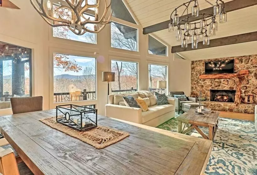 Rustic Chic Sapphire Home W/ Wraparound Decks