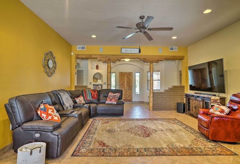 Rustic Las Cruces Escape   2 Mi To Nmsu!