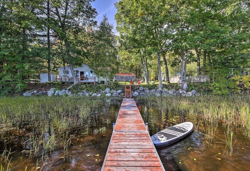 Rustic Retreat Across From Lake; Family Friendly!