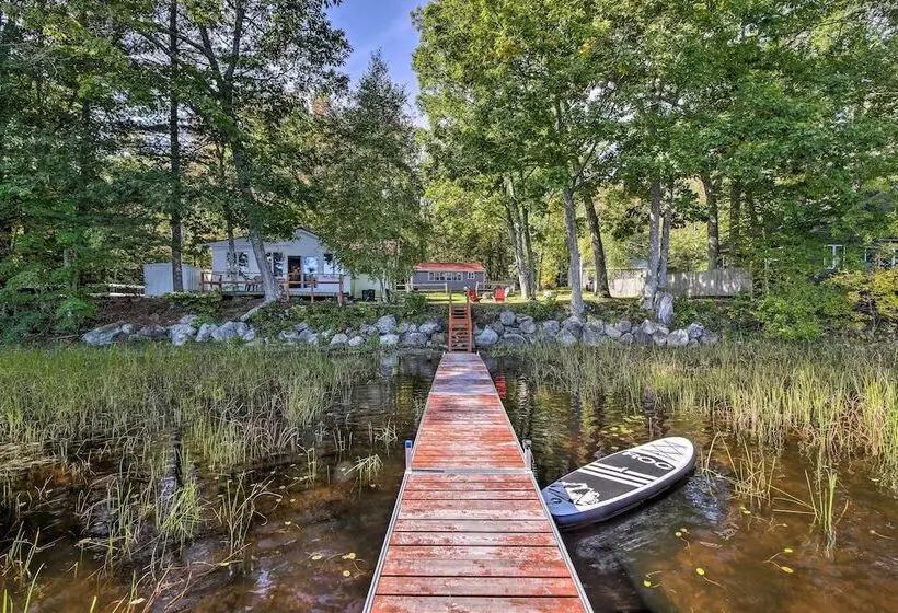 Rustic Retreat Across From Lake; Family Friendly!