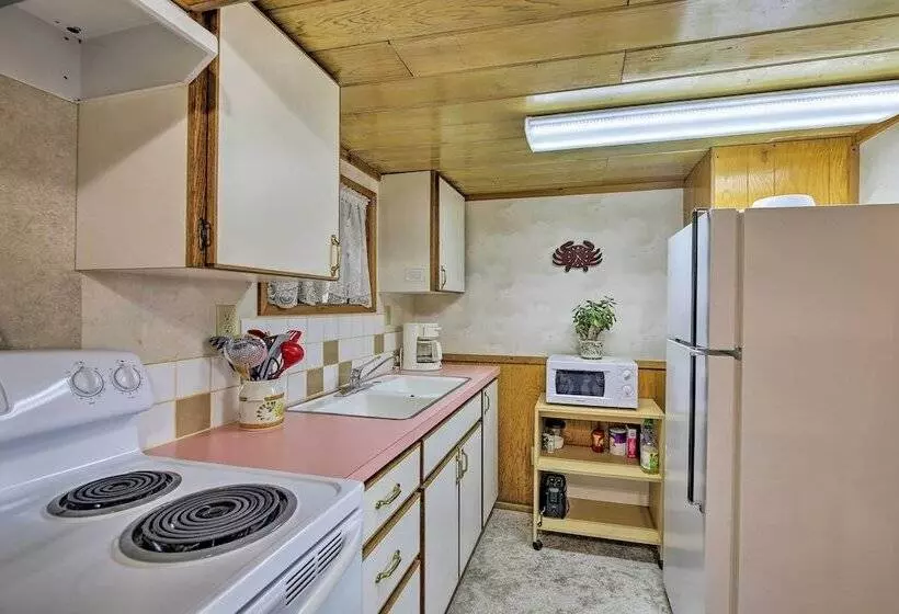 Sanderling Sea Cottages, Unit 1 With Deck!