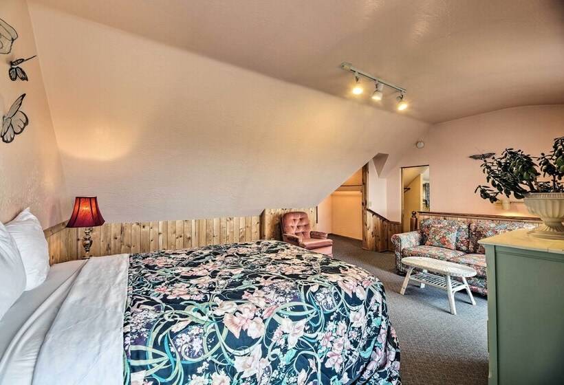 Sanderling Sea Cottages, Unit 1 With Deck!