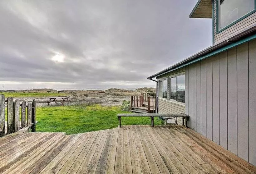 Sanderling Sea Cottages, Unit 1 With Deck!
