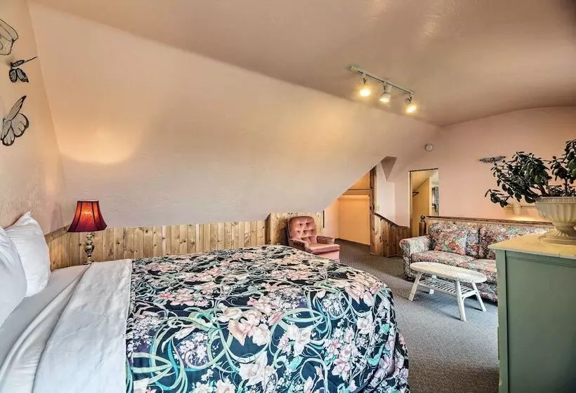 Sanderling Sea Cottages, Unit 1 With Deck!