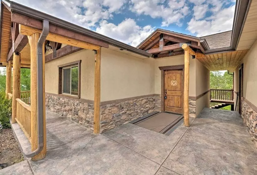 Secluded Sterling Abode: Near Palisade State Park!