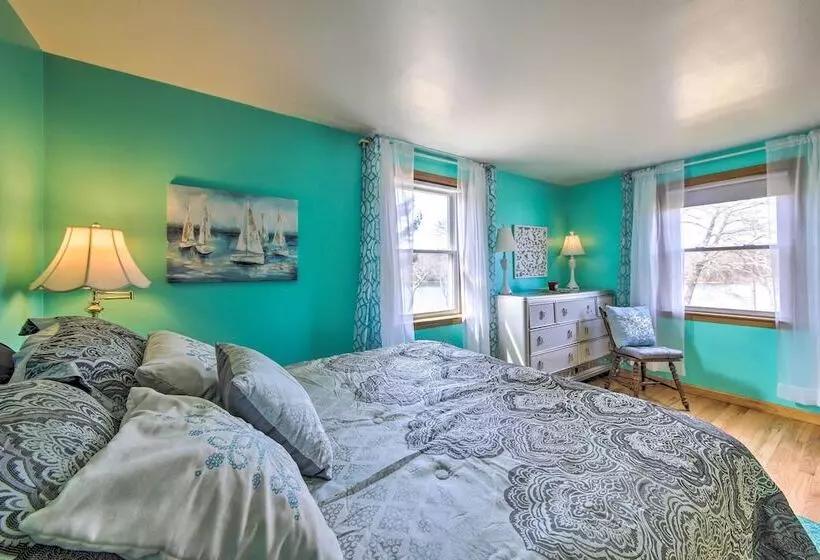 Ocean Inlet Cottage W/ Deck & Grill!