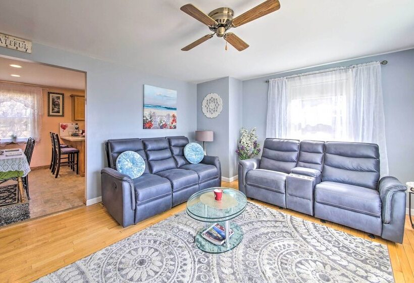 Ocean Inlet Cottage W/ Deck & Grill!