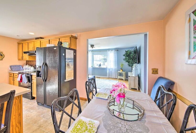 Ocean Inlet Cottage W/ Deck & Grill!