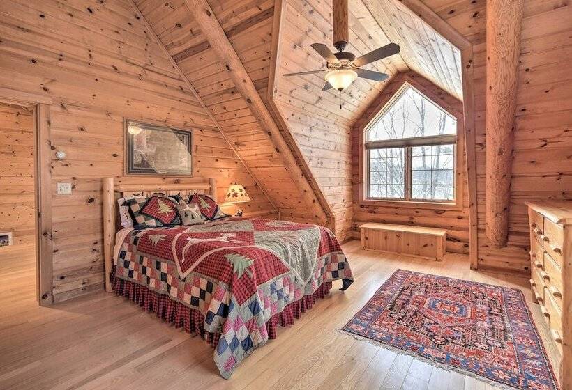 Spacious House W/ Boat Dock On Red Cedar Lake