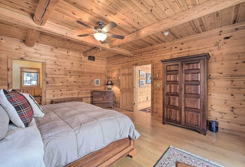 Spacious House W/ Boat Dock On Red Cedar Lake