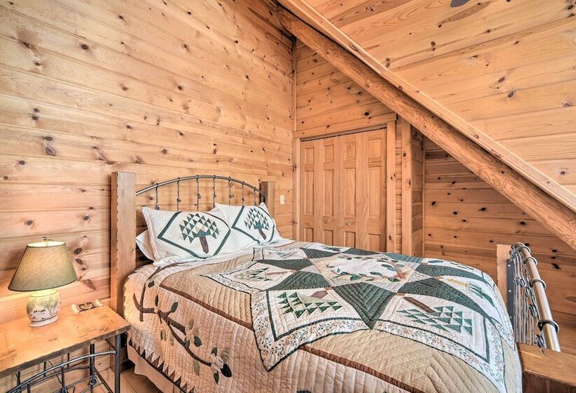 Spacious House W/ Boat Dock On Red Cedar Lake